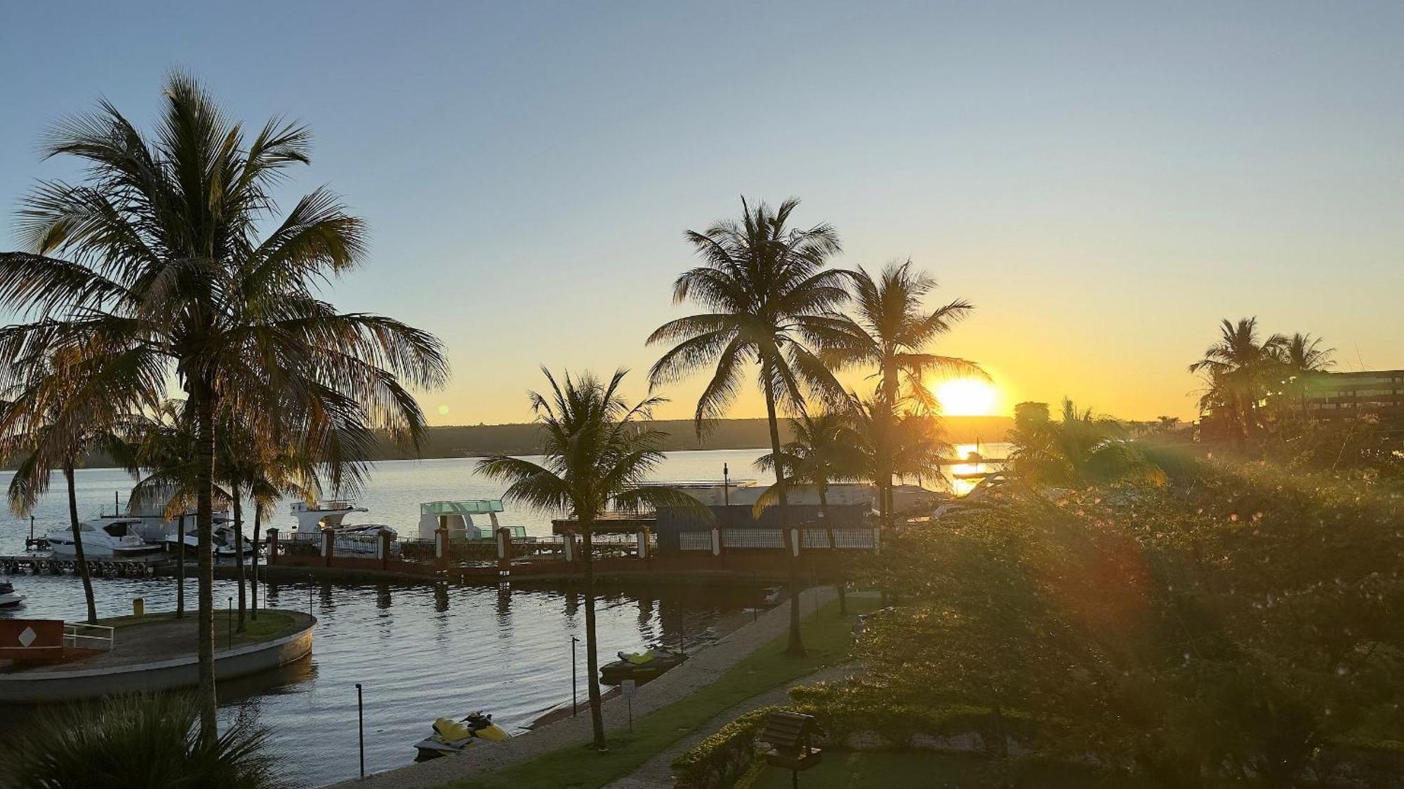 Apartamento Lindo Com Vista Lago Бразиліа Екстер'єр фото